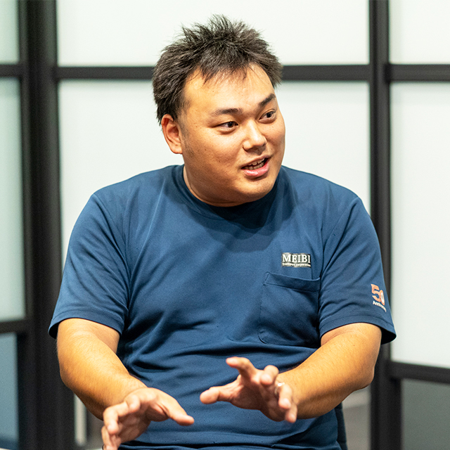 男性ドライバー鈴木の顔写真